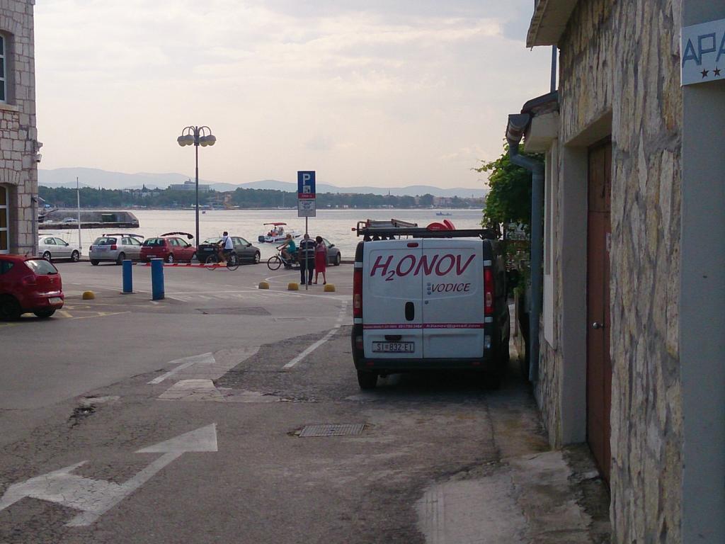 Holiday Home Tonci Vodice Kamer foto